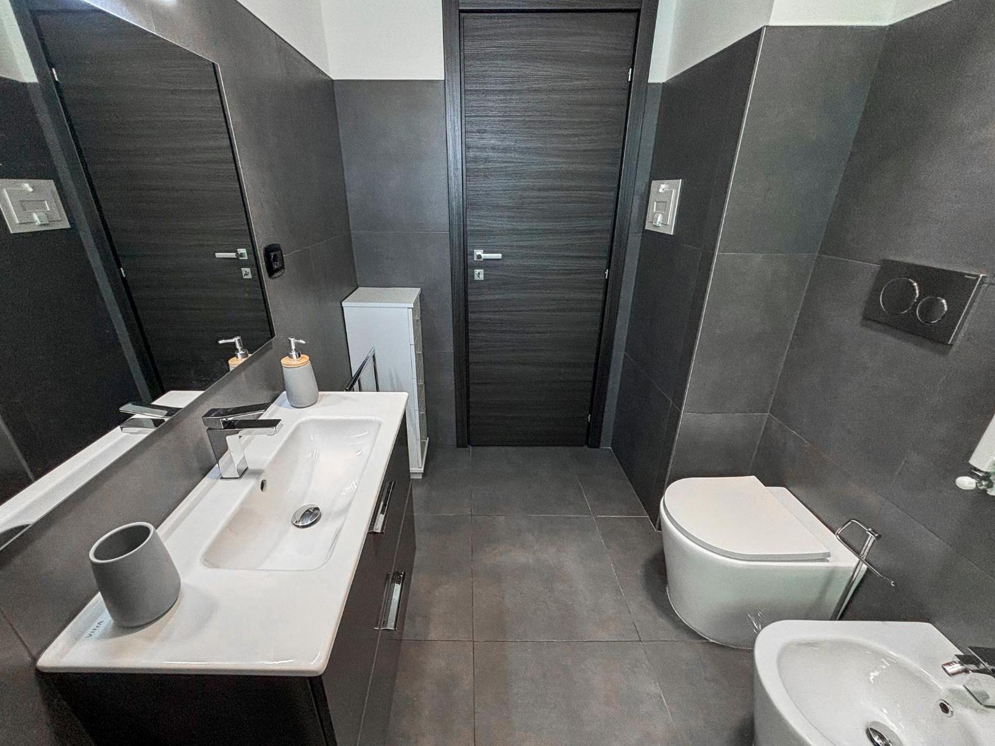 Caliph House 128 Apartment Bari Bagian luar foto